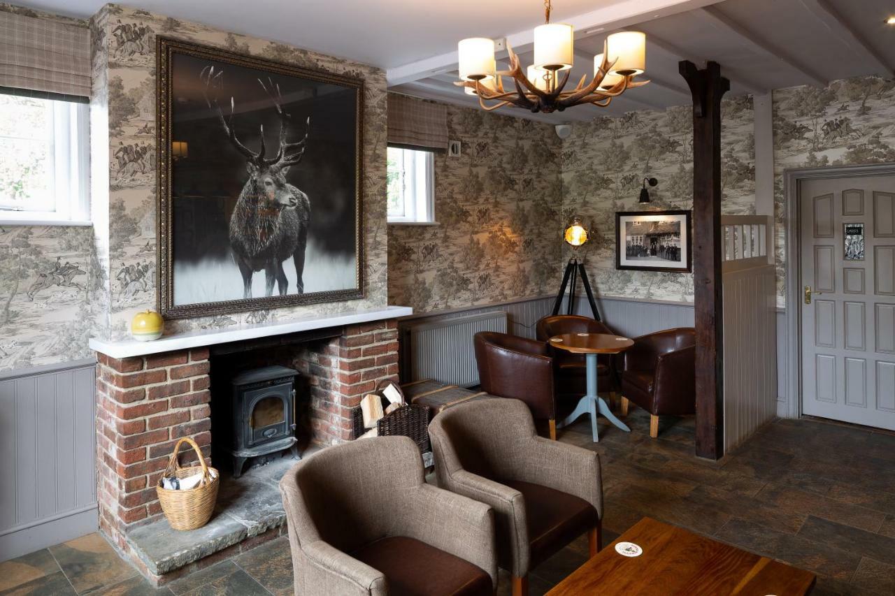 هوك The Poacher Inn المظهر الخارجي الصورة